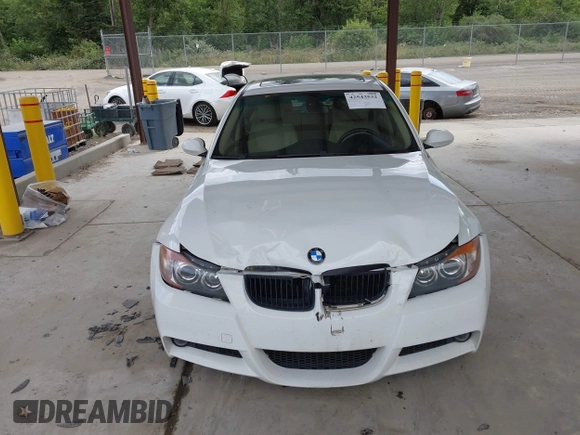 2007 BMW 3 Series 328i с VIN WBAVC53527FZ76805, выставлен на аукционе IAAI как лот 42543532 с пробегом 160 803 миль миль и . История ставок и продаж доступна на DreamBid. Изображение 12.