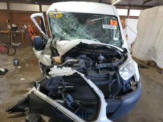 2019 Ford Transit Passenger XL with VIN 1FBAX2CM5KKB64074, listed as a Copart auction lot 69268854 with Not provided miles and Salvage title. Bid and sale history available at DreamBid. Image 5.