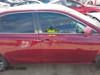 2017 Toyota Camry XLE with VIN 4T1BF1FK7HU796641, listed as a IAAI auction lot 41793040 with 117,282 mi miles. Bid and sale history available at carsss.com. Image 13.