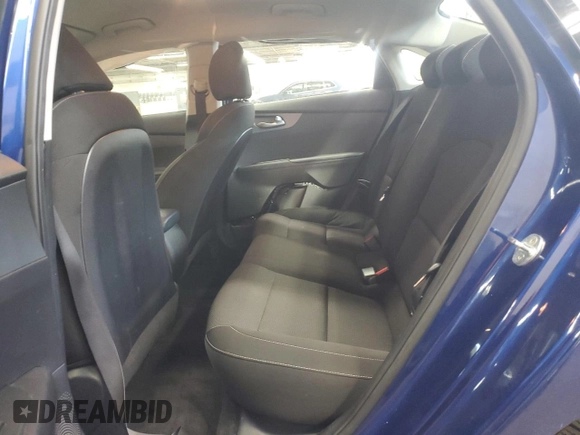 2021 Kia Forte LXS z VIN 3KPF24AD1ME412826, wystawiony jako Copart lot #60433735 z przebiegiem 67 056 mil mil oraz Szkoda całkowita • Salvage title. Historia ofert i sprzedaży dostępna na DreamBid. Obrazek 10.