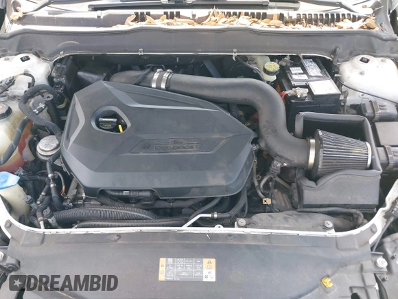 2013 Ford Fusion SE with VIN 3FA6P0HR9DR185038, listed as a IAAI auction lot 42104424 with 174,354 mi miles. Bid and sale history available at carsss.com. Image 10.