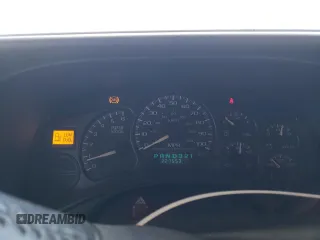 2002 Chevrolet Tahoe LS z VIN 1GNEC13V32J215385, wystawiony jako Copart lot #56666035 z przebiegiem 227 553 mil mil oraz Szkoda całkowita • Salvage title. Historia ofert i sprzedaży dostępna na DreamBid. Obrazek 9.