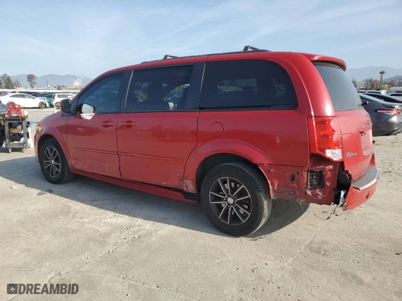 2015 Dodge Grand Caravan R/T with VIN 2C4RDGEG8FR531083, listed as a Copart auction lot 45527645 with 151,769 mi miles and Salvage Title. Bid and sale history available at carsss.com. Image 2.