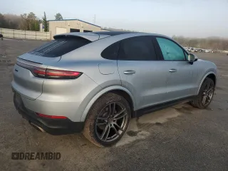 2021 Porsche Cayenne with VIN WP1BA2AY6MDA42739, listed as a Copart auction lot 85561404 with Not provided miles and Salvage title. Bid and sale history available at DreamBid. Image 3.