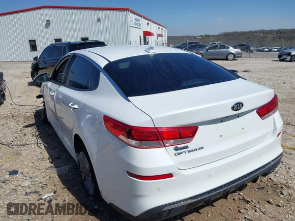 2020 Kia Optima LX with VIN 5XXGT4L34LG394642, listed as a IAAI auction lot 41850853 with 90,379 mi miles. Bid and sale history available at carsss.com. Image 3.