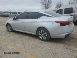 2019 Nissan Altima 2.5 S with VIN 1N4BL4BV2KC239752, listed as a Copart auction lot 86565644 with 182,447 mi miles and Salvage Title. Bid and sale history available at carsss.com. Image 2.