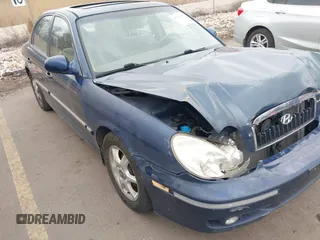 2005 Hyundai Sonata GLS with VIN KMHWF35H25A196397, listed as a IAAI auction lot 41734750 with 199,890 mi miles. Bid and sale history available at carsss.com. Image 12.