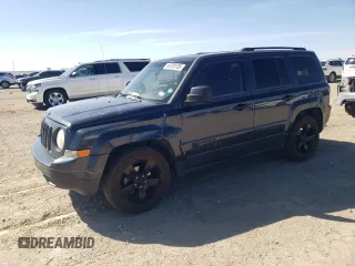 2014 Jeep Patriot Altitude with VIN 1C4NJPBA7ED674454, listed as a Copart auction lot 49783185 with 157,558 mi miles and Salvage Title. Bid and sale history available at DreamBid. Image 1.
