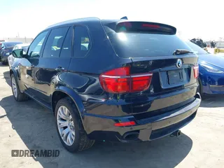 2013 BMW X5 xDrive50i with VIN 5UXZV8C5XD0C15908, listed as a IAAI auction lot 42536233 with 190,627 mi miles and . Bid and sale history available at DreamBid. Image 3.