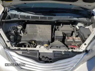 2014 Toyota Sienna XLE with VIN 5TDYK3DCXES470334, listed as a Copart auction lot 49579925 with 146,837 mi miles and Salvage Title. Bid and sale history available at DreamBid. Image 13.