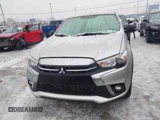 2019 Mitsubishi Outlander ES z VIN JA4AR3AU6KU022815, wystawiony jako IAAI lot #41511268 z przebiegiem 59 781 mil mil oraz . Historia ofert i sprzedaży dostępna na DreamBid. Obrazek 12.