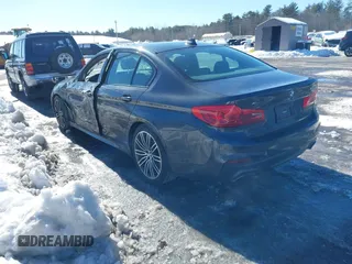 2019 BMW 5 Series 530i xDrive with VIN WBAJA7C50KWW05263, listed as a IAAI auction lot 41571583 with 71,185 mi miles and . Bid and sale history available at DreamBid. Image 3.