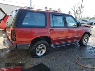 1997 Ford Explorer XLT with VIN 1FMDU32P9VZA40058, listed as a Copart auction lot 43560445 with 162,932 mi miles and Salvage title. Bid and sale history available at DreamBid. Image 3.