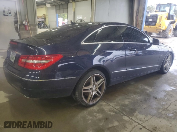 2012 Mercedes-Benz E 350 with VIN WDDKJ5KB7CF134173, listed as a Copart auction lot 51996875 with 135,736 mi miles and Salvage Title. Bid and sale history available at DreamBid. Image 3.
