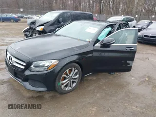 2018 Mercedes-Benz C 300 с VIN 55SWF4KB5JU242766, выставлен на аукционе IAAI как лот 41663368 с пробегом 79 959 миль миль и . История ставок и продаж доступна на DreamBid. Изображение 2.