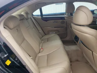 2008 Lexus LS 460 z VIN JTHBL46F885059667, wystawiony jako Copart lot #58533145 z przebiegiem 261 040 mil mil oraz Szkoda całkowita • Salvage title. Historia ofert i sprzedaży dostępna na DreamBid. Obrazek 10.