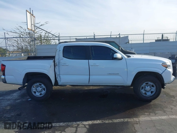 2017 Toyota Tacoma SR with VIN 5TFAX5GN4HX092764, listed as a IAAI auction lot 41708434 with 114,607 mi miles. Bid and sale history available at carsss.com. Image 14.