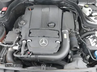2014 Mercedes-Benz C 250 Sport z VIN WDDGF4HB7EG213817, wystawiony jako IAAI lot #41745579 z przebiegiem Nie podano mil oraz . Historia ofert i sprzedaży dostępna na DreamBid. Obrazek 10.