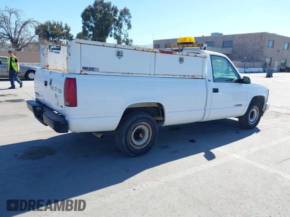 1995 GMC Sierra 1500 with VIN 1GTFC24H2SZ559903, listed as a IAAI auction lot 41862533 with 62,006 mi miles and . Bid and sale history available at DreamBid. Image 4.