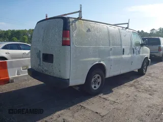 2006 Chevrolet Express Cargo Van with VIN 1GCFG15X261109290, listed as a IAAI auction lot 42088599 with 1 mi miles. Bid and sale history available at carsss.com. Image 4.