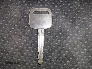 2005 Scion xA z VIN JTKKT624650079130, wystawiony jako IAAI lot #42084860 z przebiegiem 181 378 mil mil oraz . Historia ofert i sprzedaży dostępna na DreamBid. Obrazek 11.
