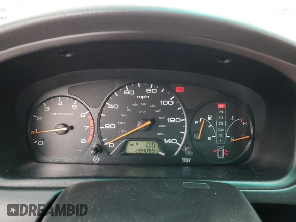 2004 Honda Odyssey EX-RES z VIN 5FNRL18804B121844, wystawiony jako Copart lot #53390135 z przebiegiem 284 065 mil mil oraz Szkoda całkowita • Salvage title. Historia ofert i sprzedaży dostępna na DreamBid. Obrazek 9.