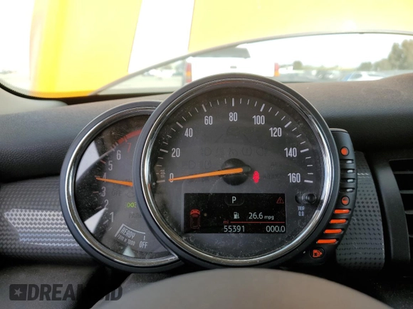 2014 MINI Hardtop with VIN WMWXM5C58ET933445, listed as a Copart auction lot 52769425 with 55,391 mi miles and Salvage Title. Bid and sale history available at DreamBid. Image 9.