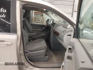 2009 Chrysler Town & Country LX with VIN 2A8HR44E79R683493, listed as a IAAI auction lot 42056729 with 147,227 mi miles. Bid and sale history available at carsss.com. Image 5.