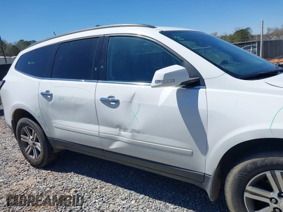 2016 Chevrolet Traverse LT z VIN 1GNKRHKD8GJ339310, wystawiony jako IAAI lot #41851163 z przebiegiem 263 183 mil mil oraz . Historia ofert i sprzedaży dostępna na DreamBid. Obrazek 6.