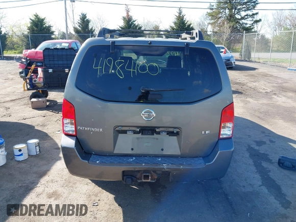 2006 Nissan Pathfinder SE z VIN 5N1AR18W66C674102, wystawiony jako IAAI lot #41984100 z przebiegiem 274 803 mil mil oraz . Historia ofert i sprzedaży dostępna na DreamBid. Obrazek 16.