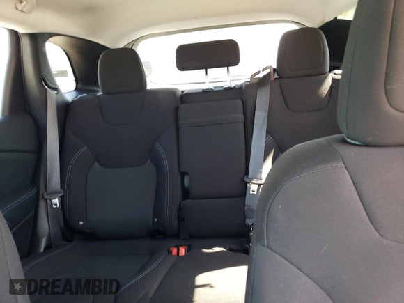 2019 Jeep Cherokee Latitude with VIN 1C4PJLCB5KD175253, listed as a Copart auction lot 52951055 with 75,552 mi miles and Non Repairable. Bid and sale history available at DreamBid. Image 10.