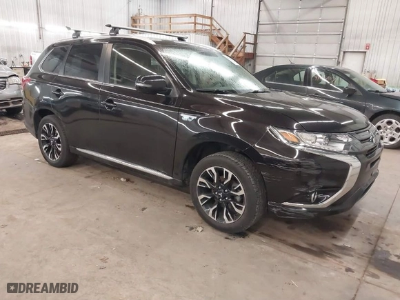 2018 Mitsubishi Outlander PHEV SEL with VIN JA4J24A51JZ051532, listed as a IAAI auction lot 41191560 with 30889 miles. Bid and sale history available at carsss.com. Image 1.