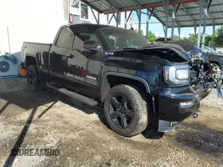 2018 GMC Sierra 1500 SLE z VIN 1GTV2MEC8JZ371821, wystawiony jako IAAI lot #42171159 z przebiegiem 114 500 mil mil oraz . Historia ofert i sprzedaży dostępna na DreamBid. Obrazek 1.