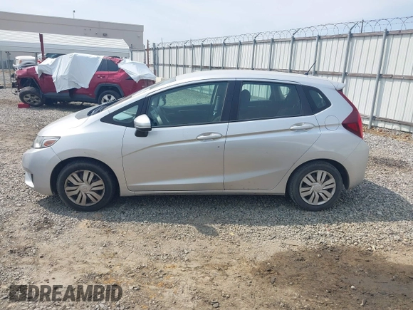 2015 Honda Fit LX с VIN 3HGGK5H52FM716721, выставлен на аукционе IAAI как лот 41908397 с пробегом 118 716 миль миль и . История ставок и продаж доступна на DreamBid. Изображение 14.
