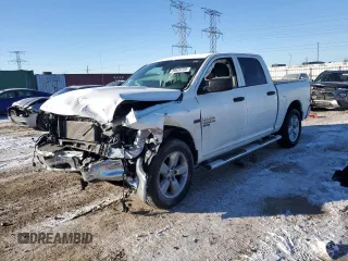 2019 Ram 1500 Tradesman z VIN 1C6RR7KM2KS699264, wystawiony jako Copart lot #88634705 z przebiegiem 104 080 mil mil oraz Szkoda całkowita • Salvage title. Historia ofert i sprzedaży dostępna na DreamBid. Obrazek 1.