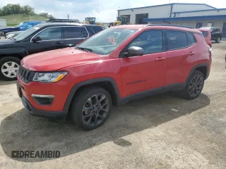 2021 Jeep Compass 80th Anniversary with VIN 3C4NJDEBXMT532899, listed as a Copart auction lot 55304905 with 44,299 mi miles and Salvage title. Bid and sale history available at DreamBid. Image 1.