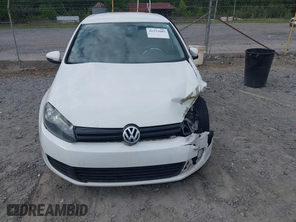 2013 Volkswagen Golf w/Conv & Sunroof с VIN WVWDB7AJ0DW128849, выставлен на аукционе IAAI как лот 42132601 с пробегом 143 182 миль миль и . История ставок и продаж доступна на DreamBid. Изображение 12.