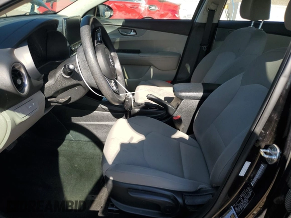 2021 Kia Forte LXS with VIN 3KPF24AD8ME301285, listed as a Copart auction lot 59936895 with 72,055 mi miles and Salvage title. Bid and sale history available at DreamBid. Image 7.