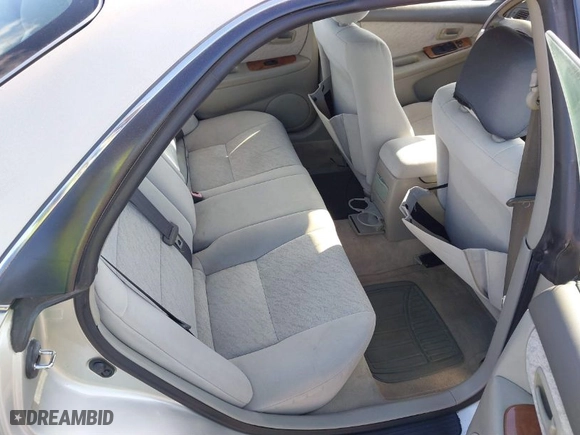 1997 Lexus ES 300 Luxury Sport Sdn with VIN JT8BF22G9V0034120, listed as a IAAI auction lot 41713463 with NaN miles. Bid and sale history available at carsss.com. Image 8.