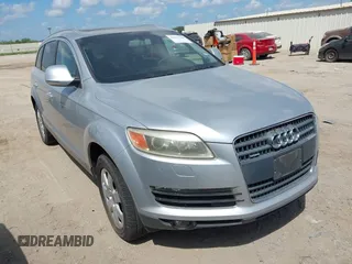2007 Audi Q7 Premium with VIN WA1BY74L37D070345, listed as a IAAI auction lot 42613268 with 211,061 mi miles and . Bid and sale history available at DreamBid. Image 1.