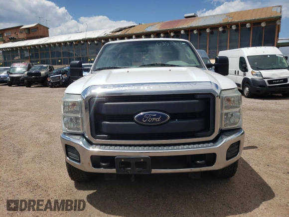 2016 Ford F-350 Platinum z VIN 1FT8W3BT4GEB76668, wystawiony jako Copart lot #62533035 z przebiegiem 194 123 mil mil oraz Czysty tytuł • Clean title. Historia ofert i sprzedaży dostępna na DreamBid. Obrazek 5.
