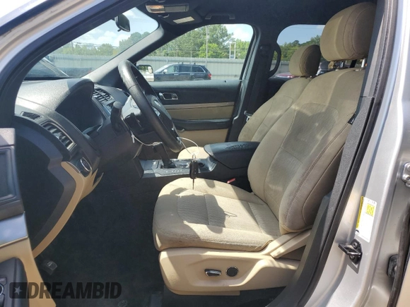 2016 Ford Explorer z VIN 1FM5K7B88GGB33176, wystawiony jako Copart lot #65440065 z przebiegiem 170 981 mil mil oraz Czysty tytuł • Clean title. Historia ofert i sprzedaży dostępna na DreamBid. Obrazek 7.