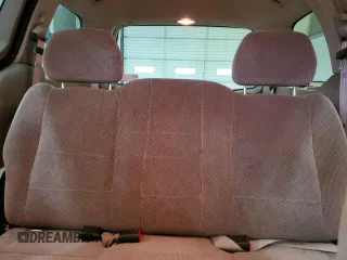 2000 Ford Windstar LX z VIN 2FMZA5149YBA21339, wystawiony jako Copart lot #83040384 z przebiegiem 136 958 mil mil oraz Czysty tytuł • Clean title. Historia ofert i sprzedaży dostępna na DreamBid. Obrazek 10.