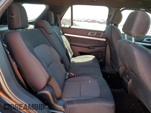 2017 Ford Explorer XLT с VIN 1FM5K7D88HGE00654, выставлен на аукционе Copart как лот 55483835 с пробегом 153 032 миль миль и Списание • Salvage title. История ставок и продаж доступна на DreamBid. Изображение 11.