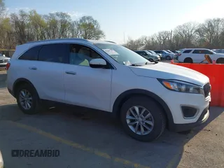 2017 Kia Sorento LX with VIN 5XYPG4A3XHG220228, listed as a IAAI auction lot 41865387 with 305,857 mi miles. Bid and sale history available at carsss.com. Image 13.