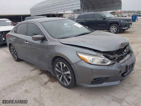 2016 Nissan Altima 2.5 SL with VIN 1N4AL3AP4GC160681, listed as a IAAI auction lot 41533393 with 138,375 mi miles. Bid and sale history available at carsss.com. Image 1.