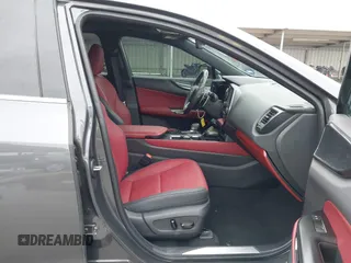 2024 Lexus NX 250 Premium z VIN 2T2GDCAZ7RC015465, wystawiony jako IAAI lot #42171196 z przebiegiem 14 322 mil mil oraz . Historia ofert i sprzedaży dostępna na DreamBid. Obrazek 5.