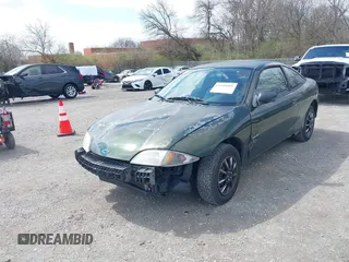 2001 Chevrolet Cavalier z VIN 1G1JC124817186647, wystawiony jako IAAI lot #41926085 z przebiegiem 170 885 mil mil oraz . Historia ofert i sprzedaży dostępna na DreamBid. Obrazek 2.
