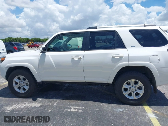 2024 Toyota 4Runner SR5 with VIN JTEEU5JR6R5310976, listed as a IAAI auction lot 42485389 with 23,190 mi miles and . Bid and sale history available at DreamBid. Image 14.