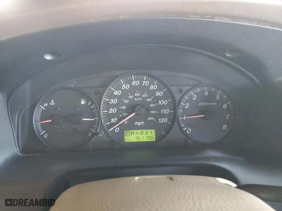 2000 Mazda MPV DX with VIN JM3LW28G8Y0142883, listed as a Copart auction lot 82633154 with 161,196 mi miles and Salvage Title. Bid and sale history available at carsss.com. Image 9.